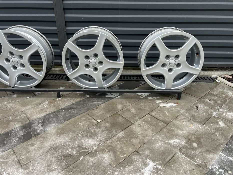 Диски 16R 5x114.3 6.5J ET42  Nissan Mazda Toyota Kia Renault Hyndai