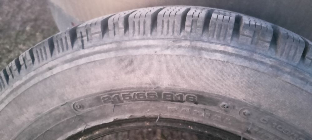 Opony zimowe Colins 215 65 r16