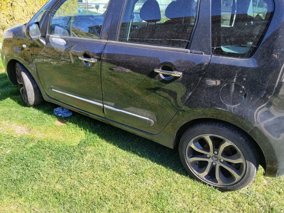 Citroen c3 picasso 1.6 benzyna na cześć 2011 rok
