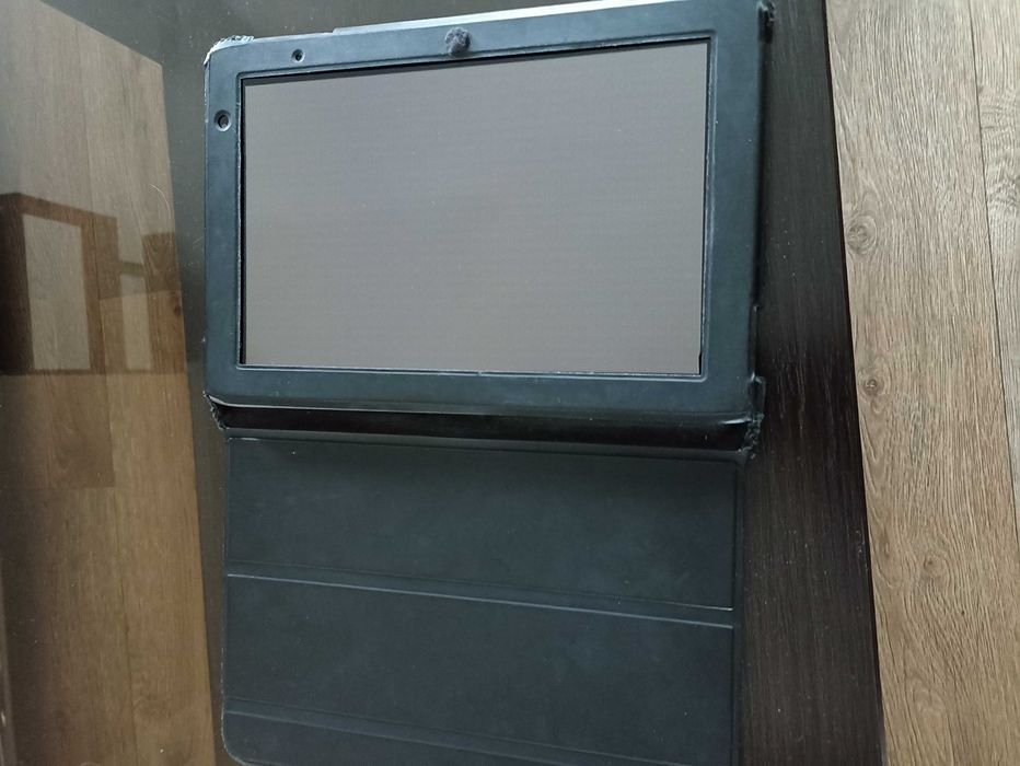 Продам планшет б/у