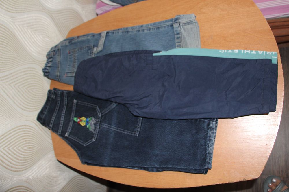 Джинсы мальчику 4-6 лет