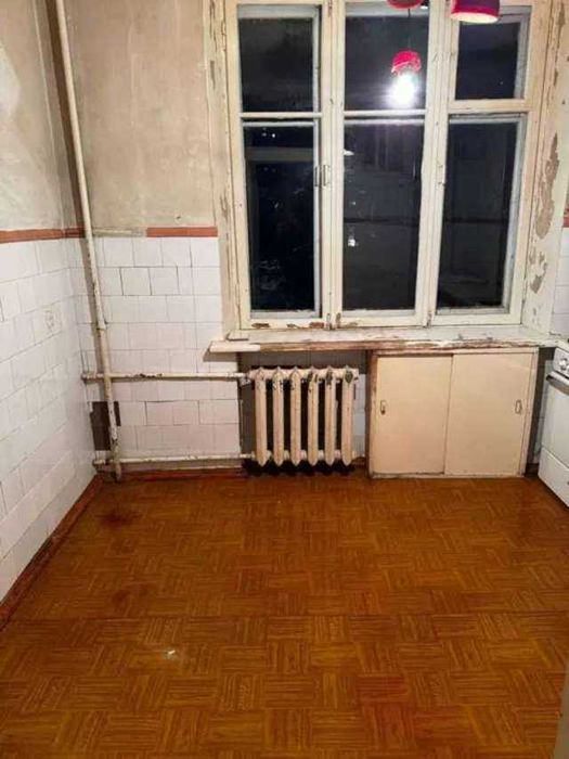 Сталінка 2к під ремонт Депутатська 17/6 метро Житомирська, Святошин