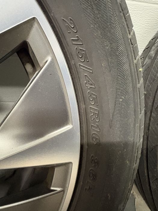 Felgi aluminiowe 16” + opony – komplet 4 szt.