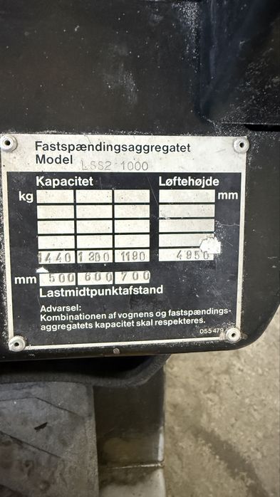 Вилковий навантажувач Yale GLP 16