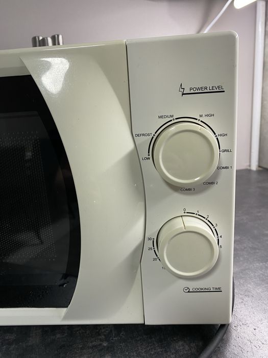 Мікрохвильова піч