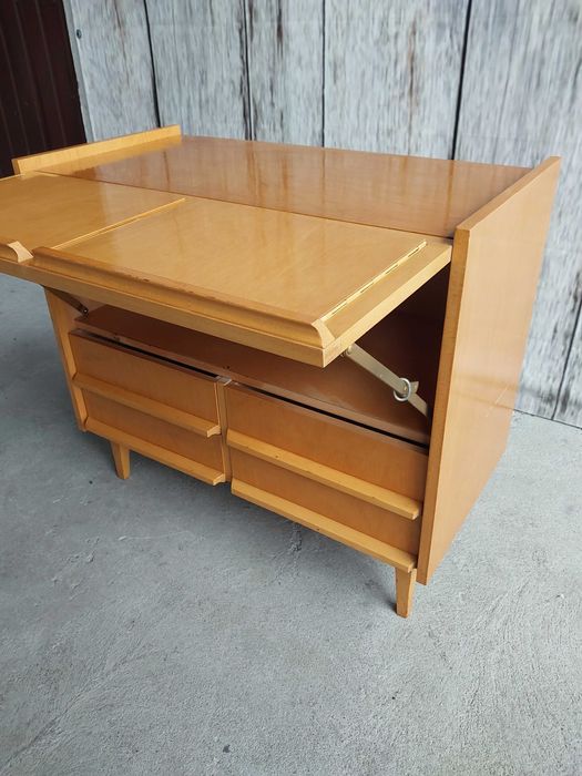 biurko  - komoda PRL    /    579