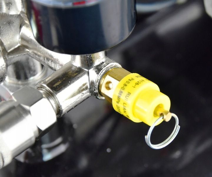 Компрессор воздушный поршневой EINBACH •24 л •1.5 кВт•Poland компресор