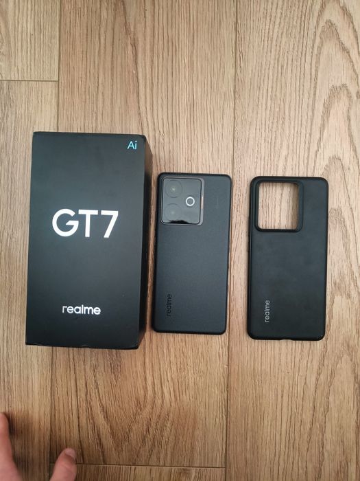 Sprzedam realme GT7