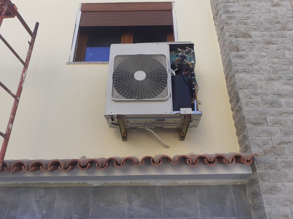 Montagem de aparelhos ar condicionados.. Tecnico certificado.