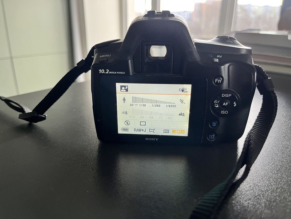 Фотоапарат Sony Alpha A 230