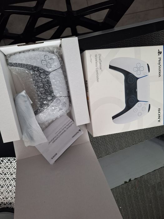 Całkowicie nowy pad do PS 5