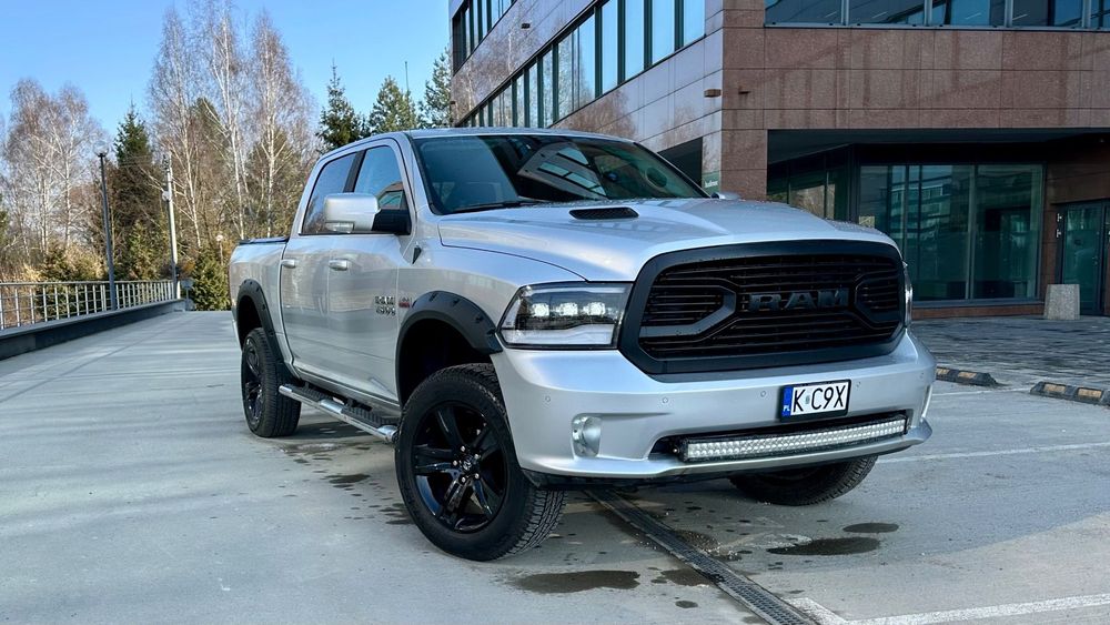 Dodge RAM RAM 1500 Sport 5.7 V8 HEMI LPG 2016 | bez MDS, aktywny wydech, lift 4"