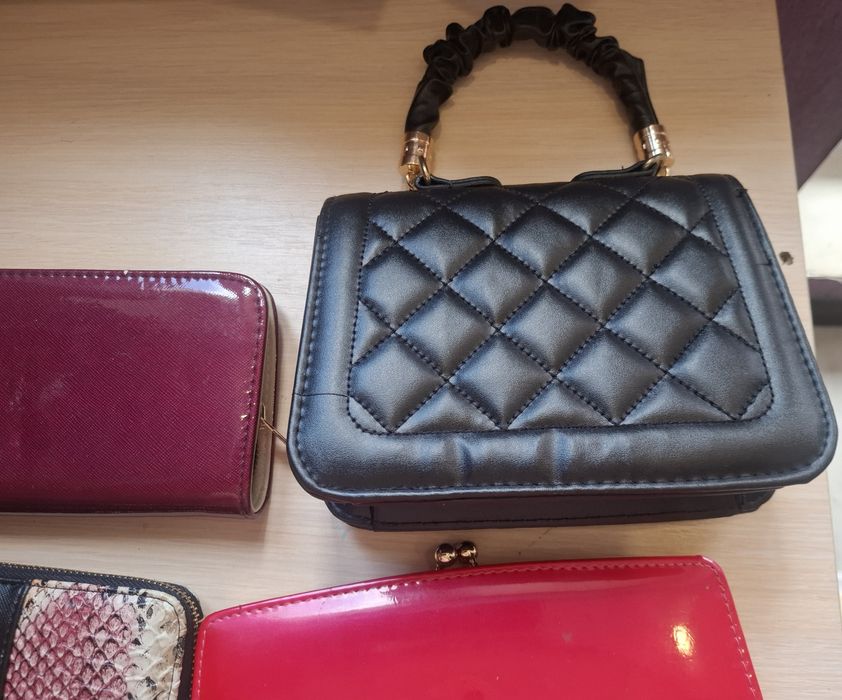 Женские кошельки турция. 120 гривен любая сумка.