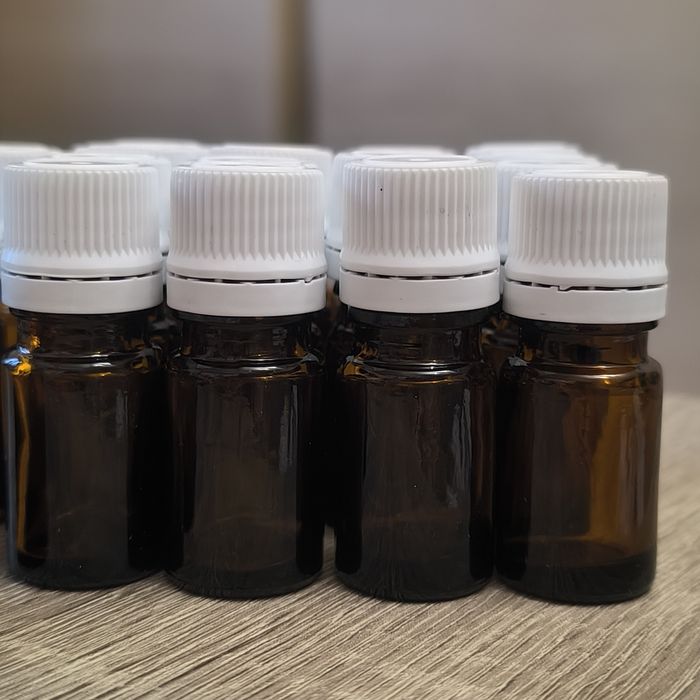 Флакон MILLIFORM Сідней біла кришка 5 мл лот 19 штук