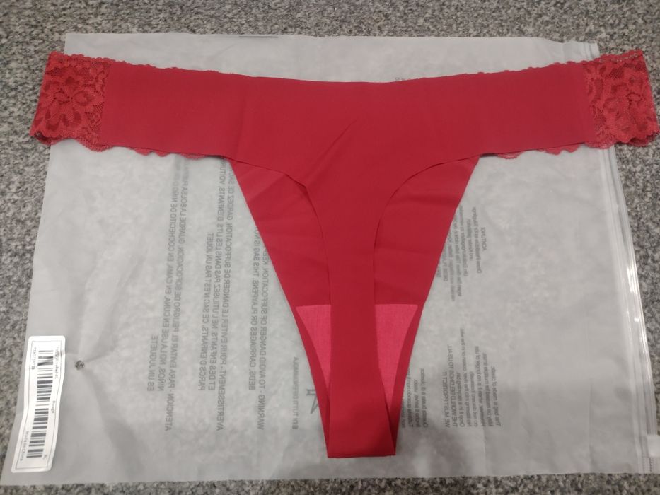 NOWE Bordowe stringi laserowo cięte XL