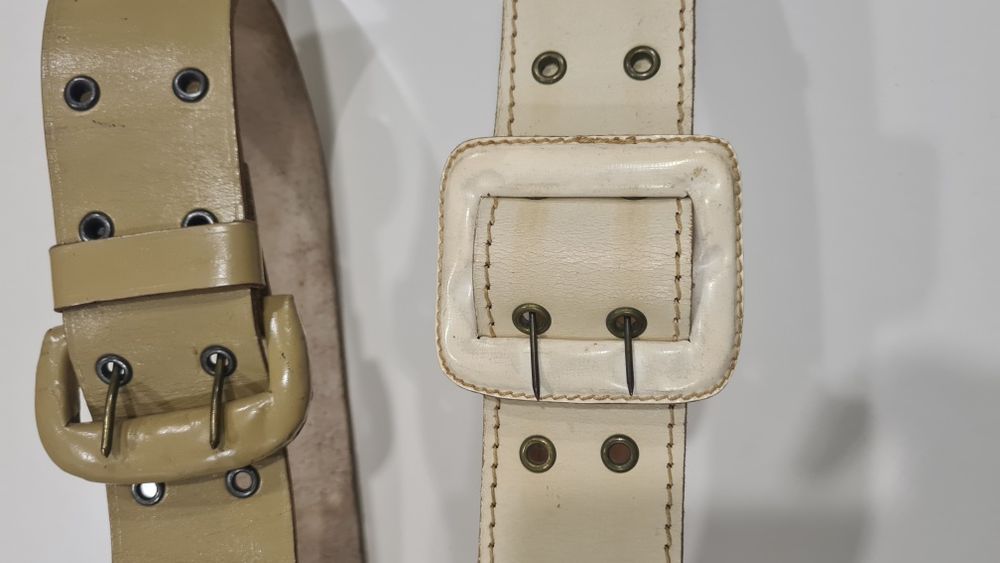 Cintos vintage. Preço unitário.