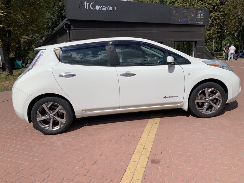 Продам Nissan leaf 2015 р