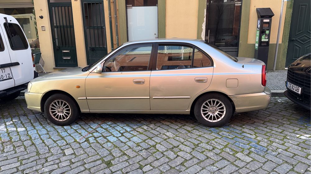Mitsubishi Accenct GLS