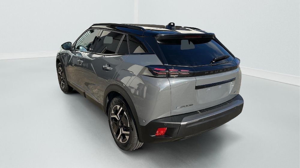 Peugeot e-2008 GT Elétrico / 2025 / 5000km