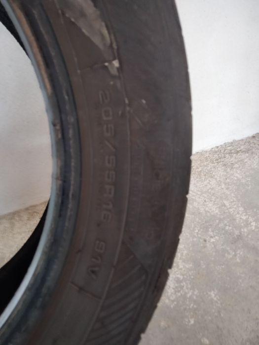 Vendo pneu Goodyear 205x55x16