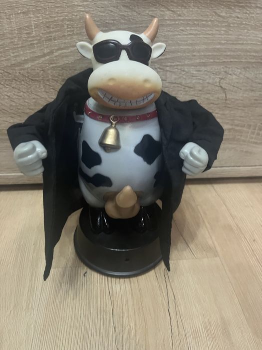 Prezent 18 , panieński, śmieszny prezent, jodłujący byk