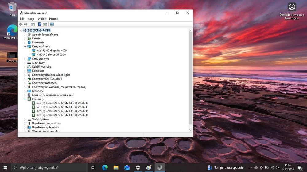 Samsung  NP 300. Core i5.  Grafika NVIDIA GeForce GT 620M.