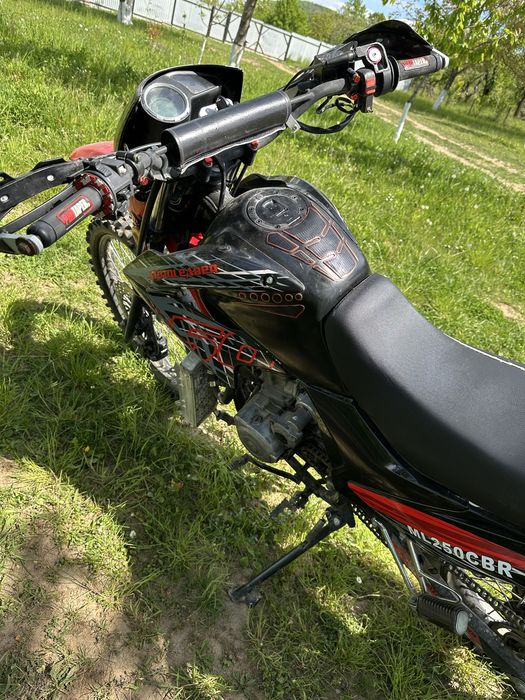 Продам Мотоцикл Мотоленд 250 куб