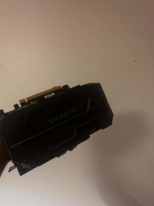 RTX 2060 6GB Gigabyte