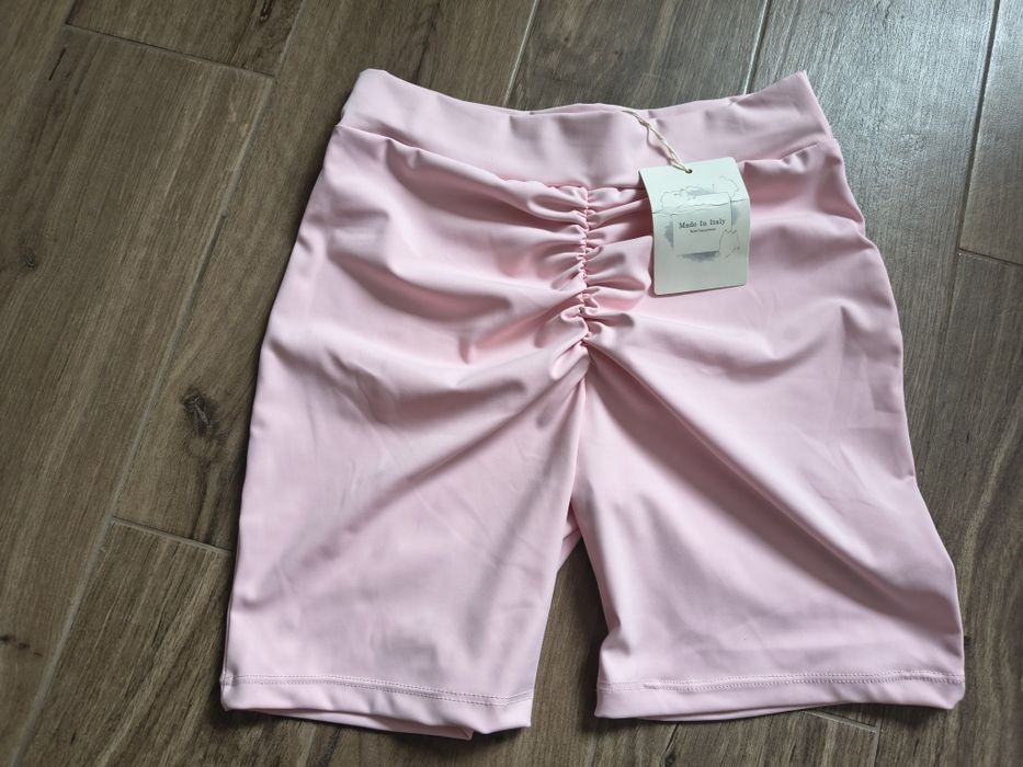 Nowe damskie spodenki