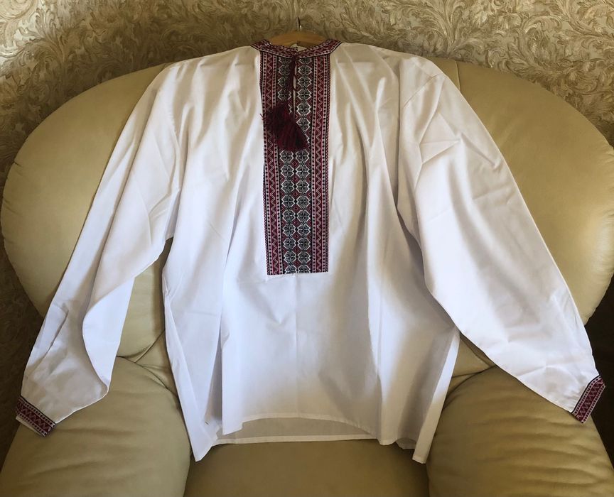 Чоловічі вишиванки