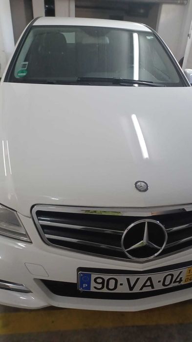 Vende-se Mercedes-Benz C200 CDI 2013