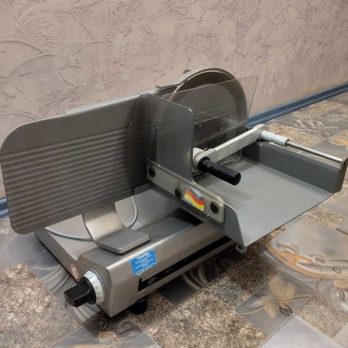 Слайсер профессиональный  Scharfen V 330 (Германия)