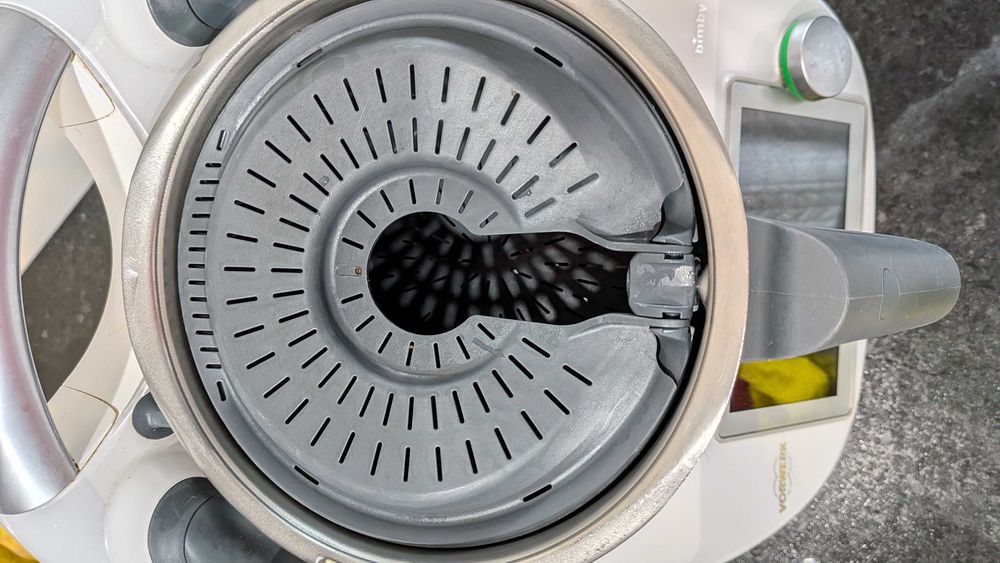 Bimby TM6 com pouco uso