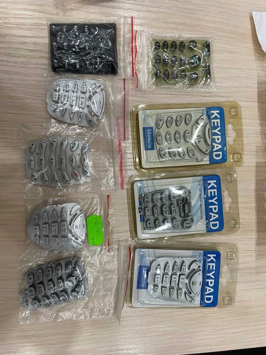 Корпуса до телефонів Nokia Siemens Sony Ericsson клавіши чохли