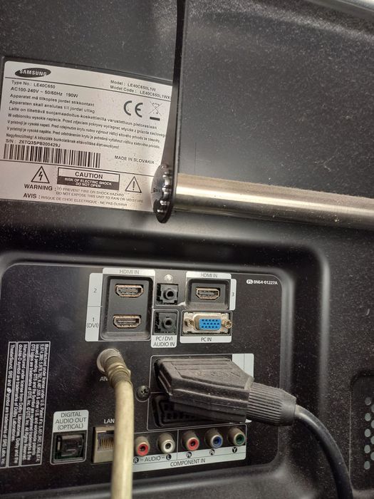 Telewizor Samsung LCD 40 cali, Full HD w b/d stanie