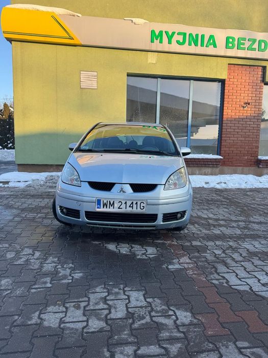 Mitsubishi colt 1.5  benzya