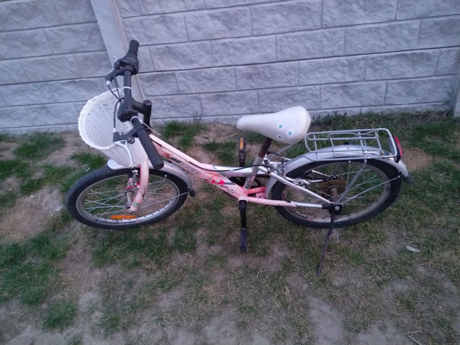 Rowerek dziewczęcy koła 20 przerzutki