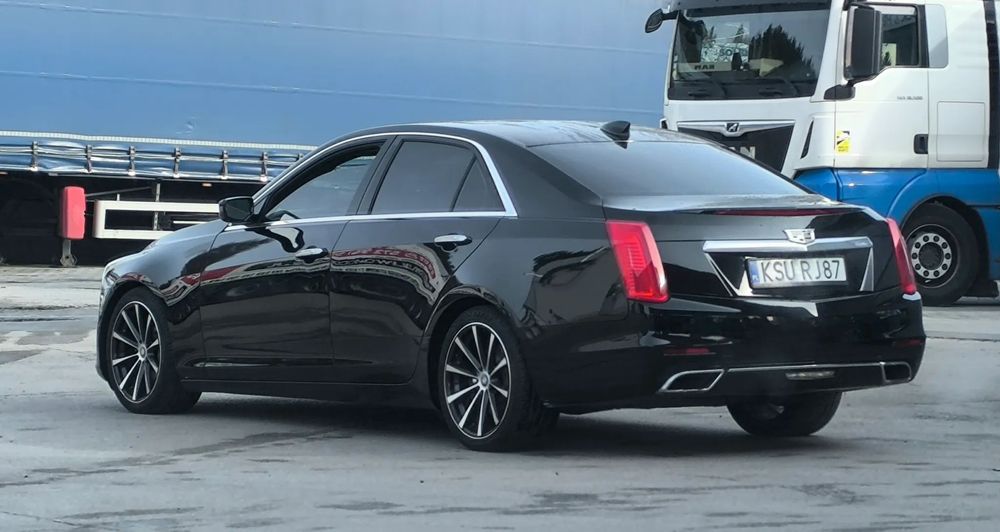 Cadillac CTS CTS 3.6 V6 RWD Platinum