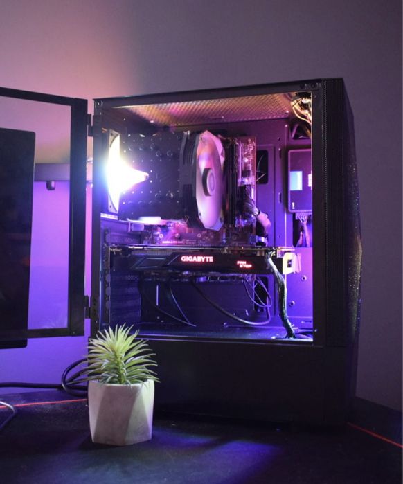 Komputer stacjonarny RYZEN 5 3600 4.2GHZ/GTX 1080/16 GB 3200mhz/RGB