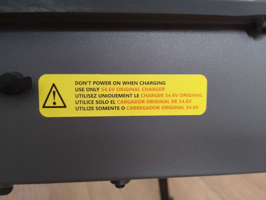 Електро самокат Kukirin G2