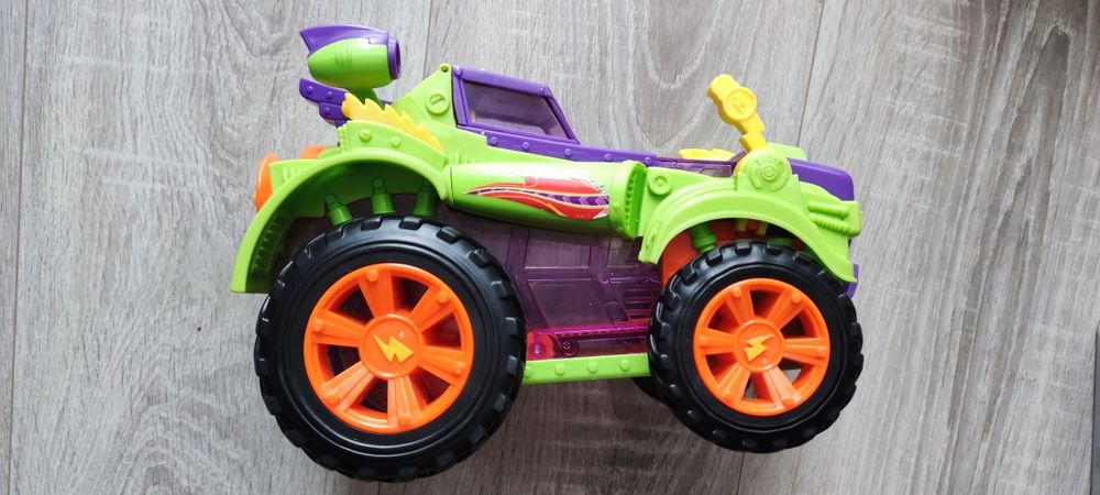 Auto super zings bliźniaki Monster Roller
