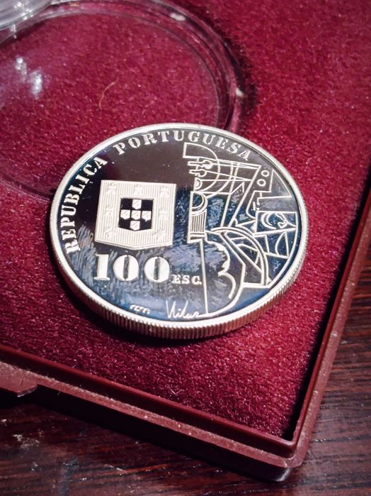 Moeda Amadeu Sousa Cardoso Prata Portuguesa Contrastada estojo