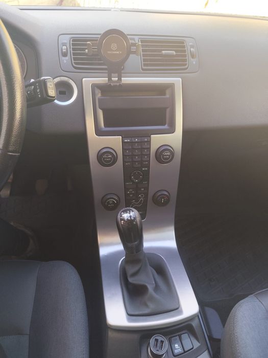 Vendo Volvo v50 2.0D