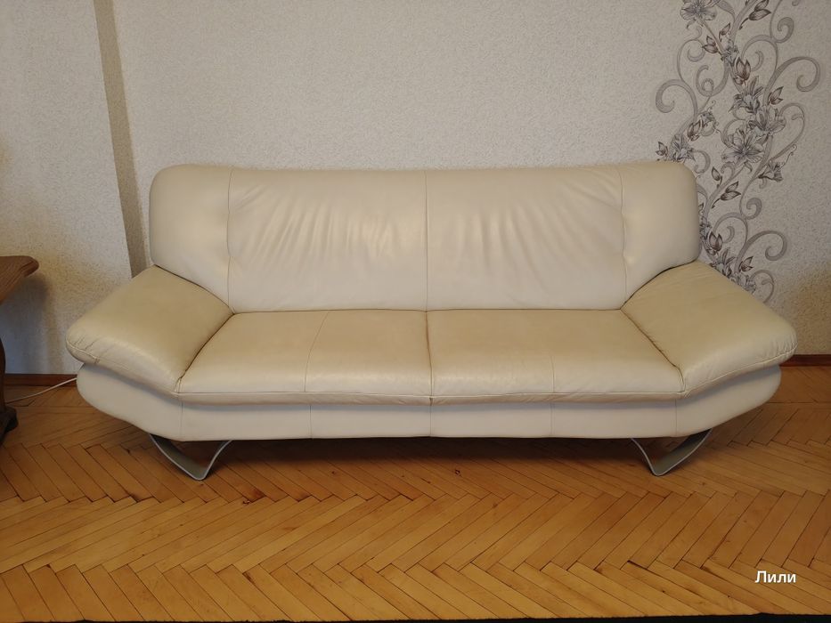 Шкіряні дивани + крісло