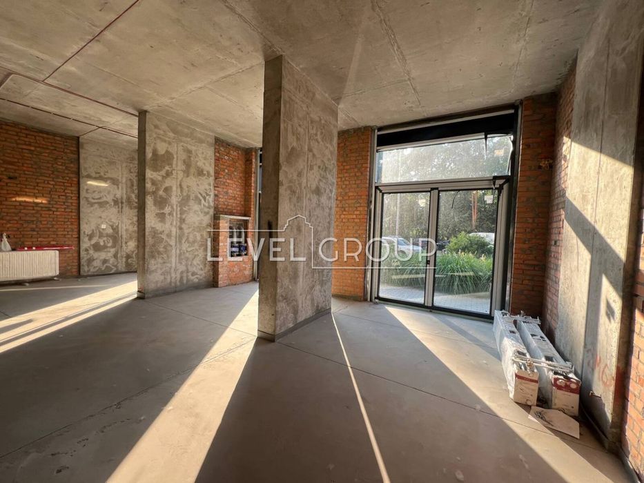 ЖК Новий Автограф Фасад Парк Перемога Ресторан, Магазин, Салон Краси