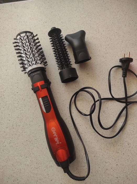 Фен-щітка браш для волосся Gemei