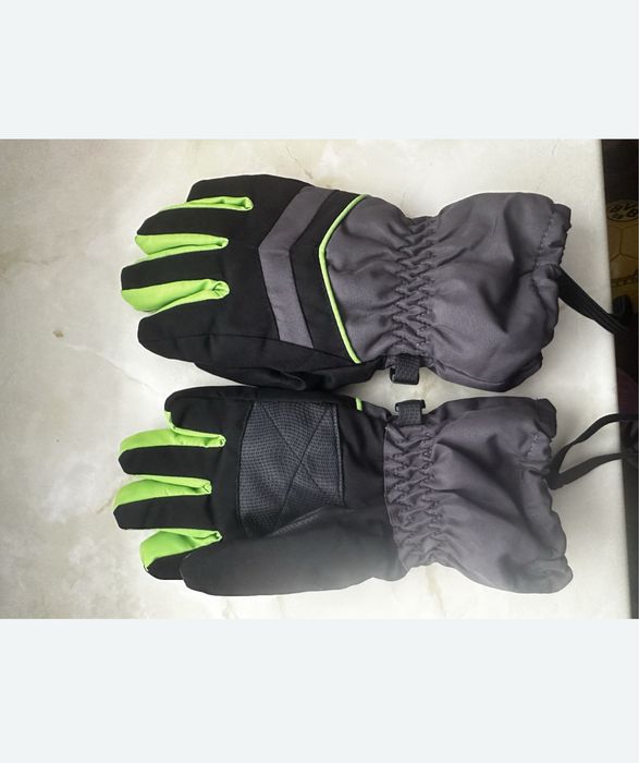 Перчатки новые продам