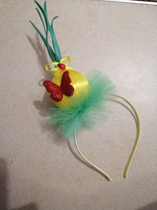 Обруч цибульки на свято осені