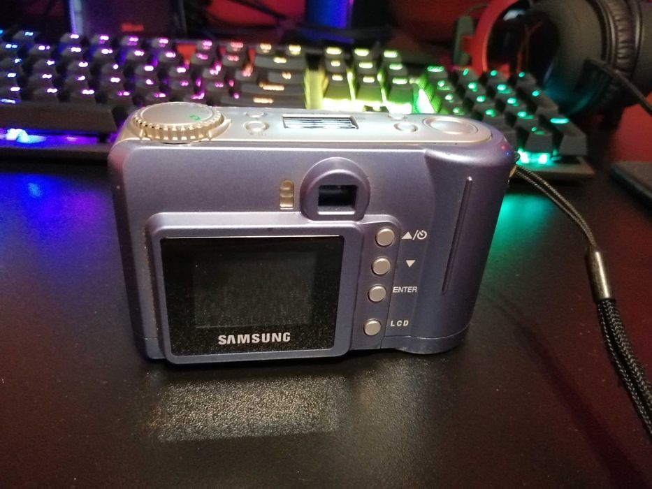 Aparat samsung 1.3