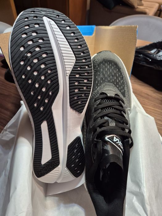 Hoka mach 6 42 2/3